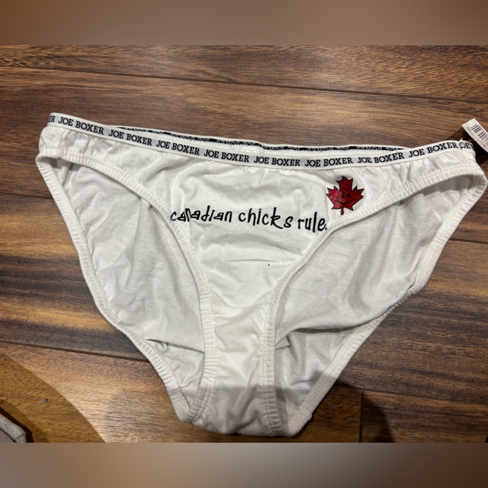 NWT Joe boxer vintage panties.  Size small.  Made a bit big.